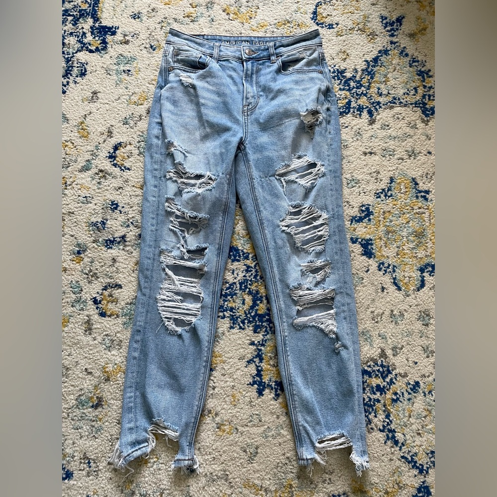 American Eagle Mom Jeans